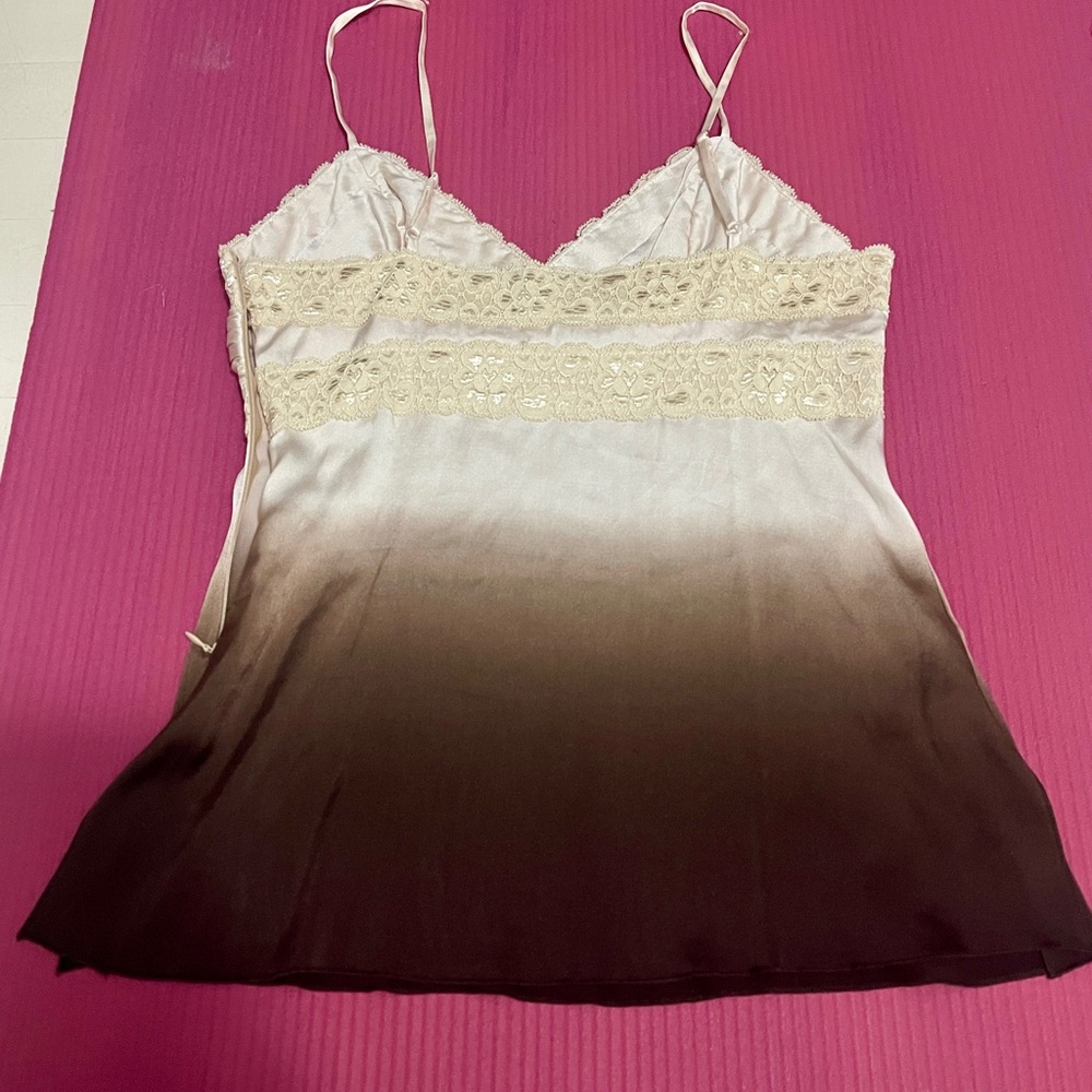 Y2K Bebe XS..SILK..like new..cream brown - Picture 7 of 7